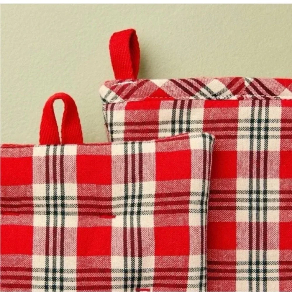Hearth & Hand Magnolia Oven Mitt‎ & Potholder Set Red Plaid Modern Farmhouse